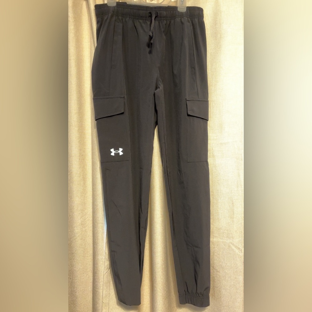 Under Armour Black Cargo Pants
